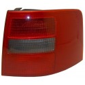 Feu arrière droit (Côté passager) Audi A6 01-04