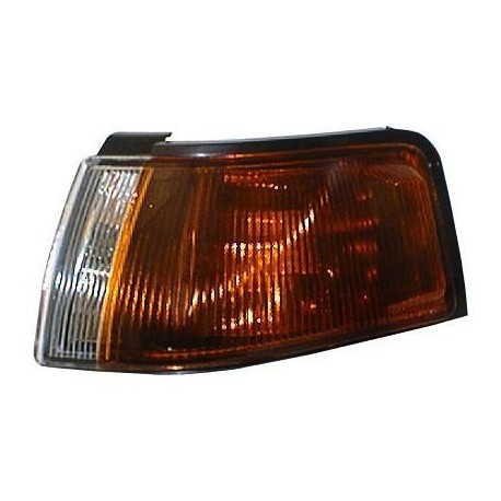 Feu d'encombrement gauche (Côté conducteur) Mazda 323 Berline 89-94