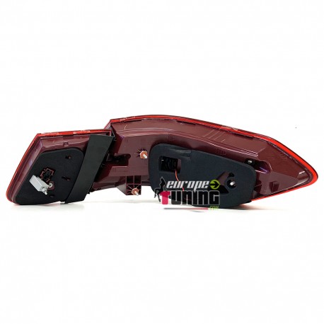 FEUX ROUGES CLIGNOTANTS LED DYNAMIQUES MERCEDES CLASSE E W212 BERLINE PH2 2013-2016 (05447)