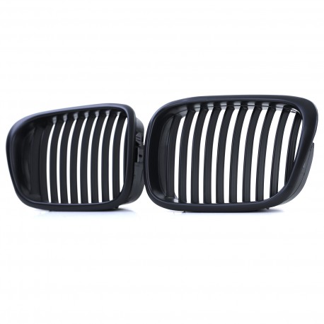 CALANDRES SPORT NOIR MAT LOOK M PERFORMANCE POUR BMW SERIE 5 E39 PHASES 1 et 2 (05051)