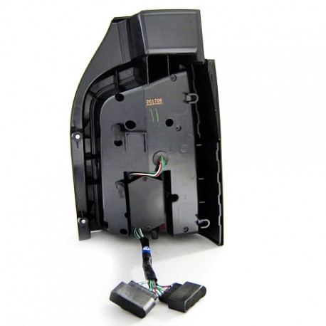 FEUX NOIRS CELIS AVEC CLIGNOTANTS LEDS DYNAMIQUES POUR VW T5 A PORTES BATTANTES (04849)